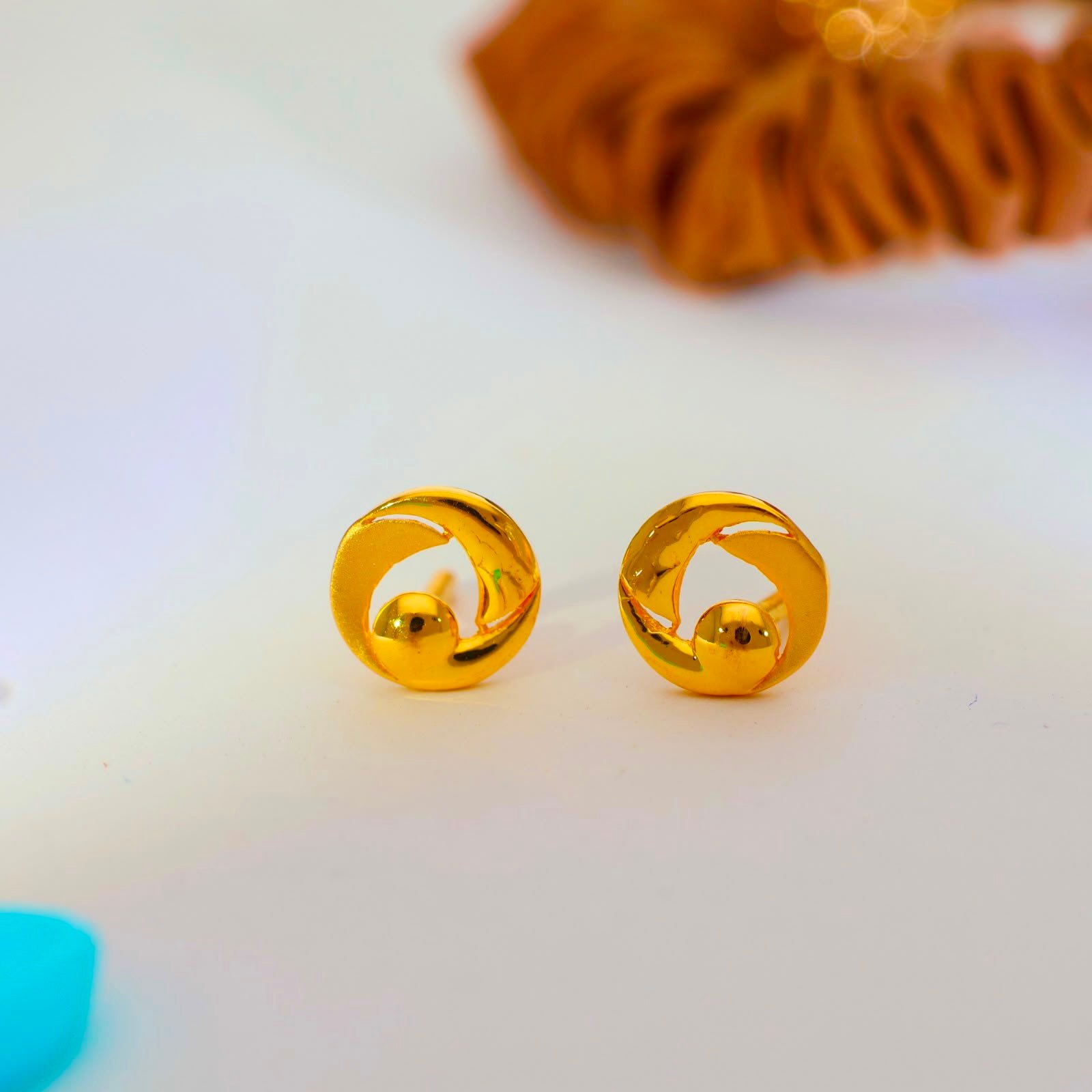 Golden Swirl Gold Ladies Earrings - Image 3