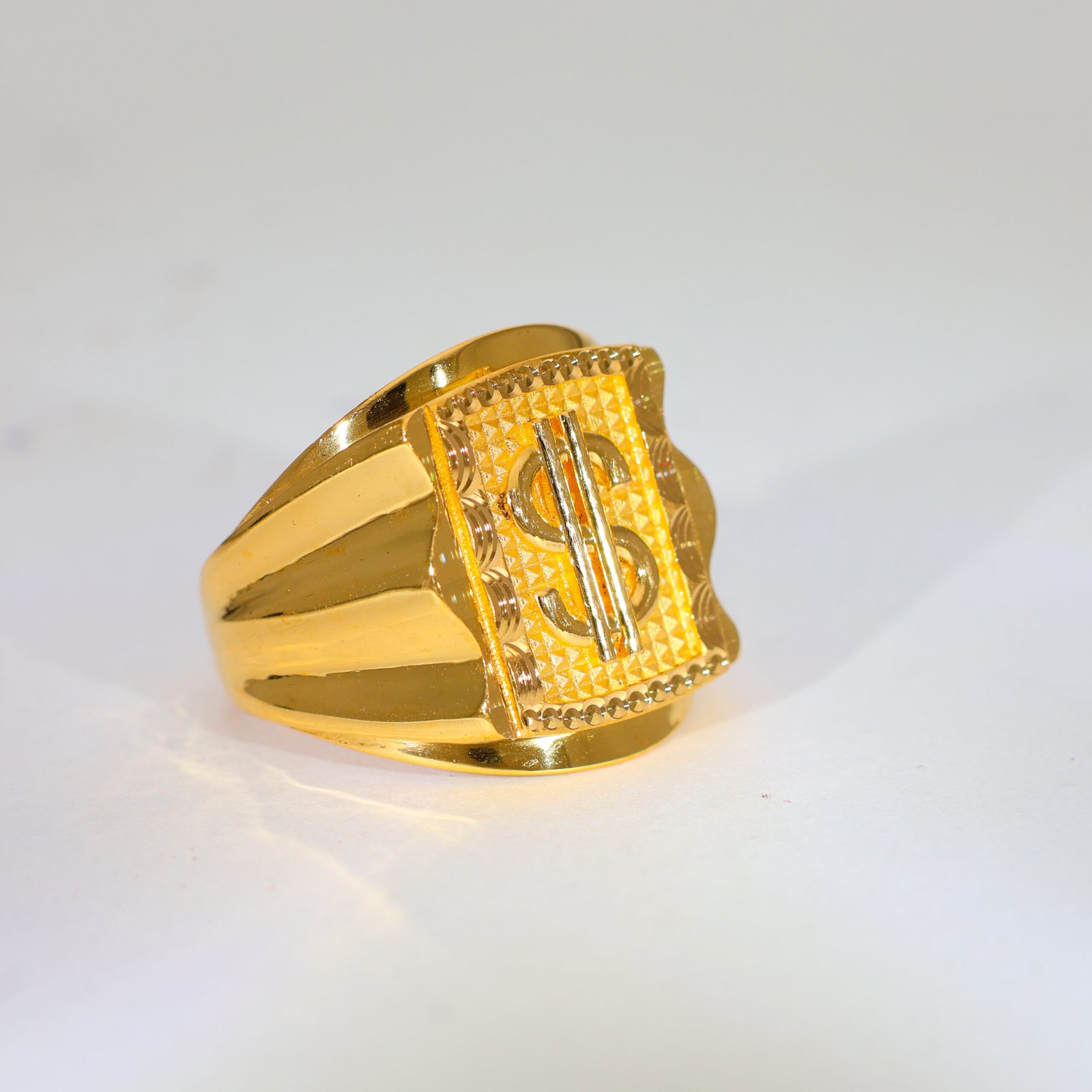 Money Mark Gold Gents Ring - Image 3