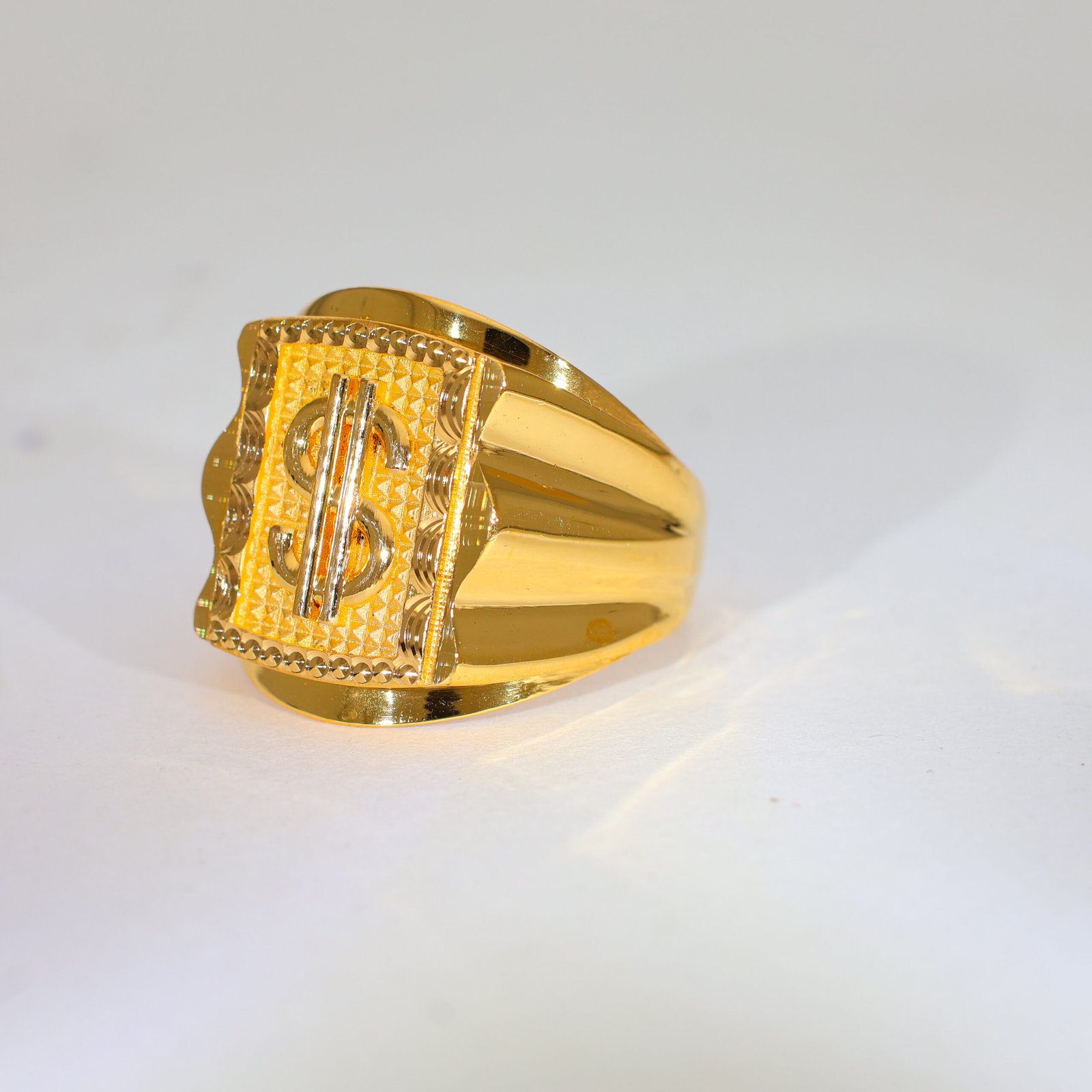 Money Mark Gold Gents Ring - Image 2