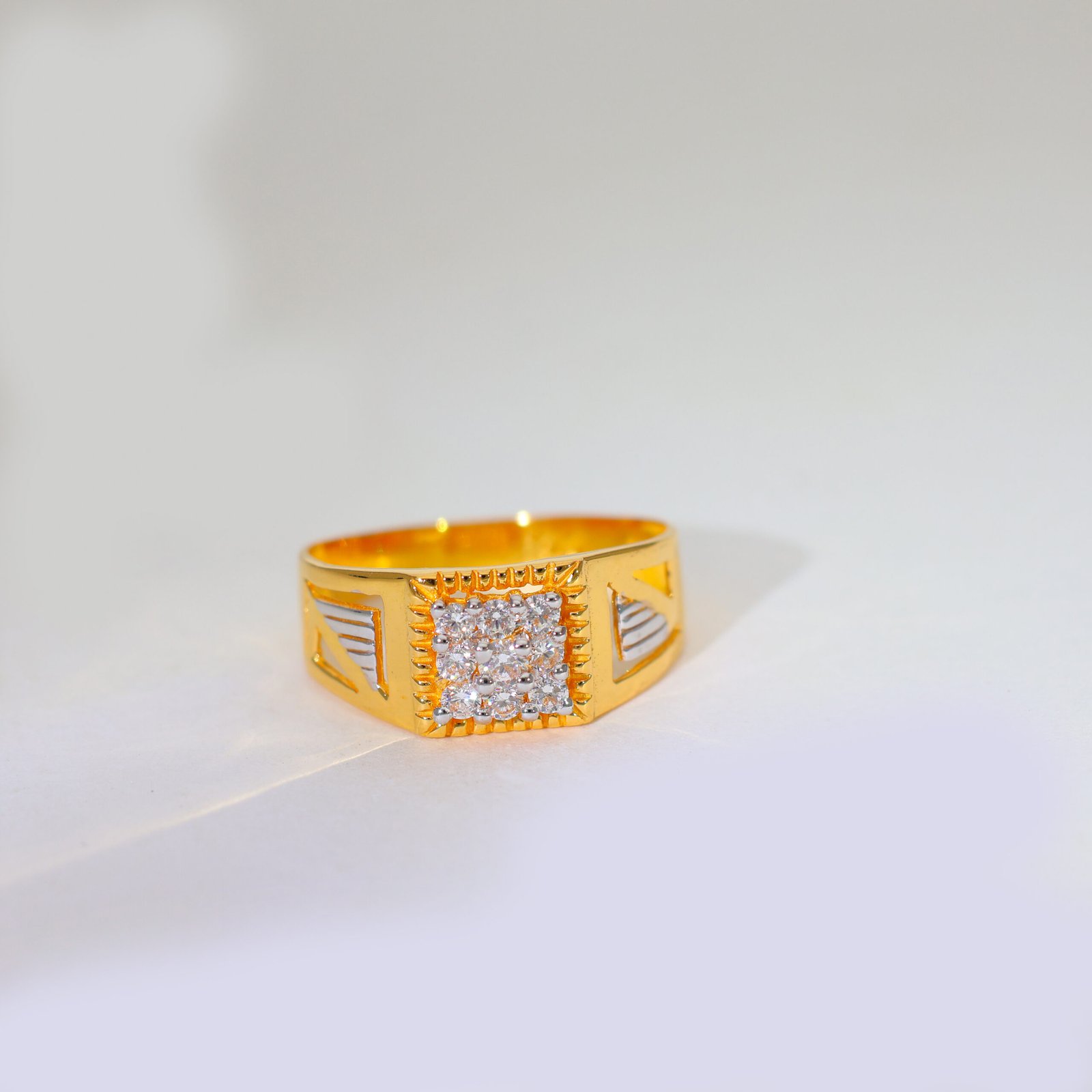 Royal Square Gold Gents Stone Ring
