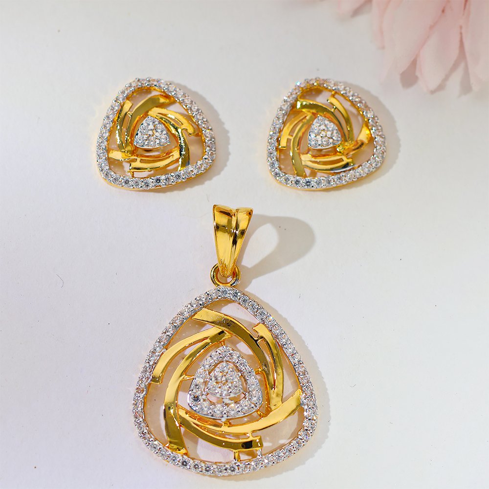 Nature Bloom Gold Pendant Set