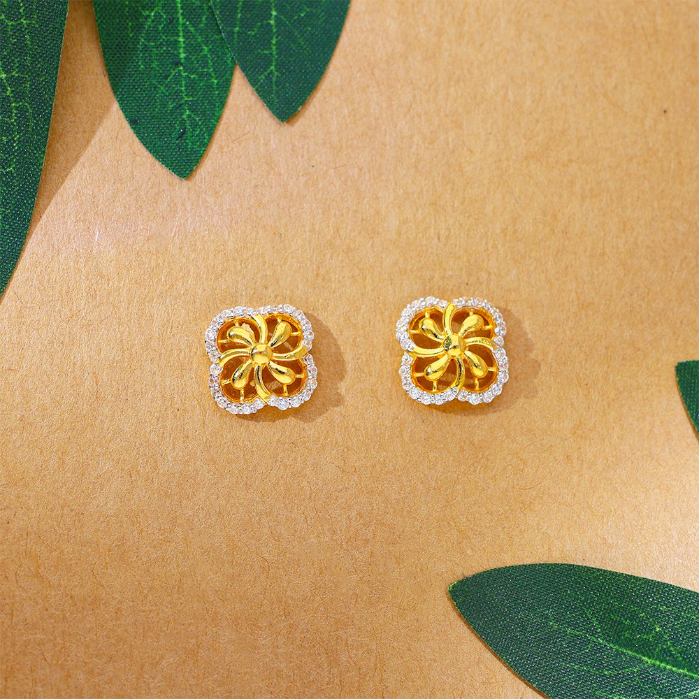 Blossom Shine Diamond Gold Stud Earrings