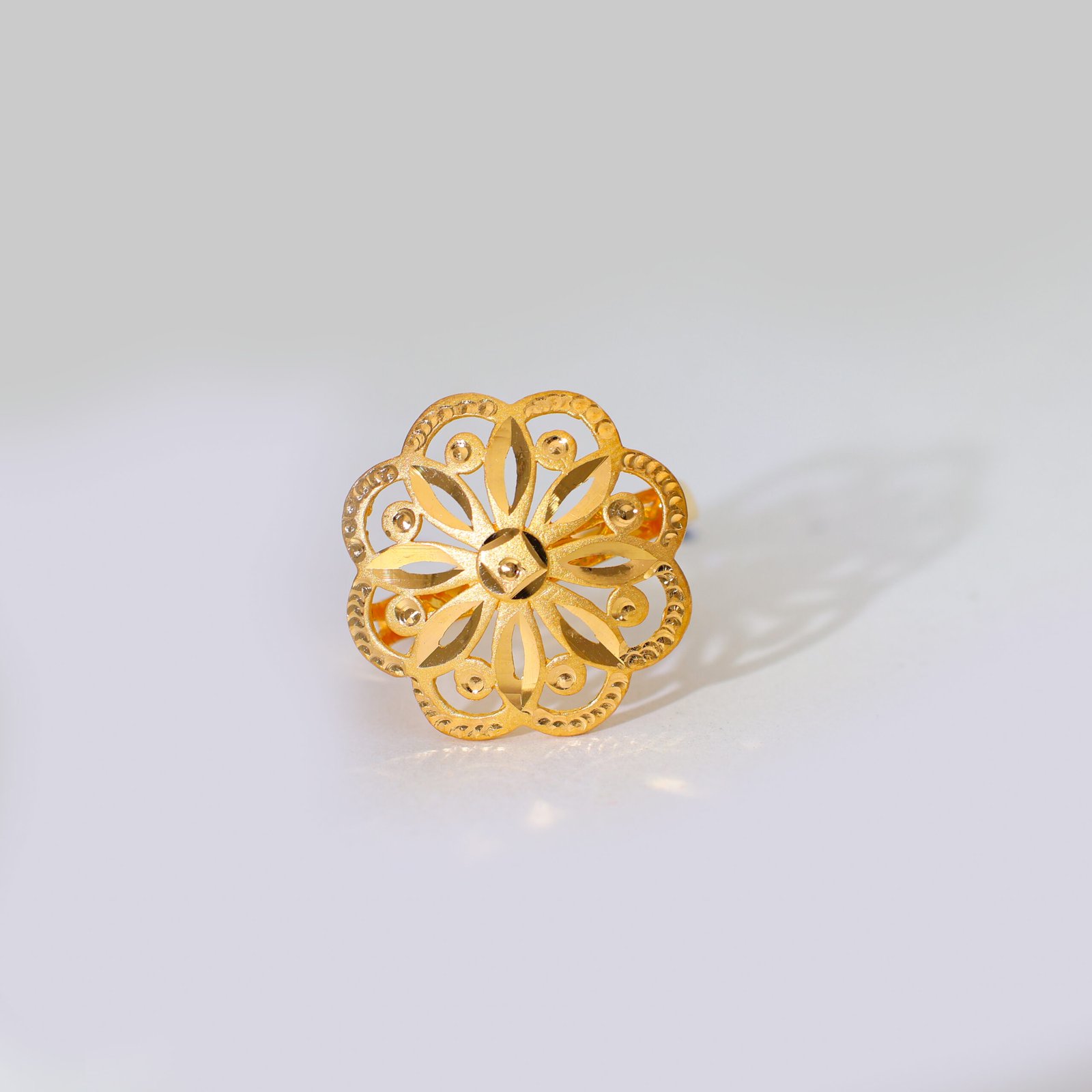 Golden Blossom Gold Ladies Ring - Image 2