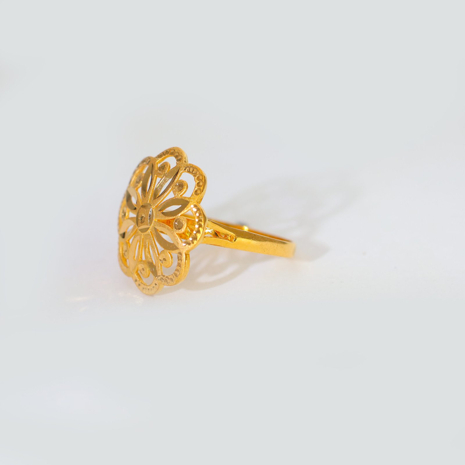 Golden Blossom Gold Ladies Ring - Image 4