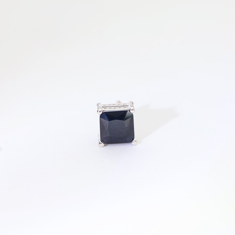 Midnight Square Men Stud - Image 4