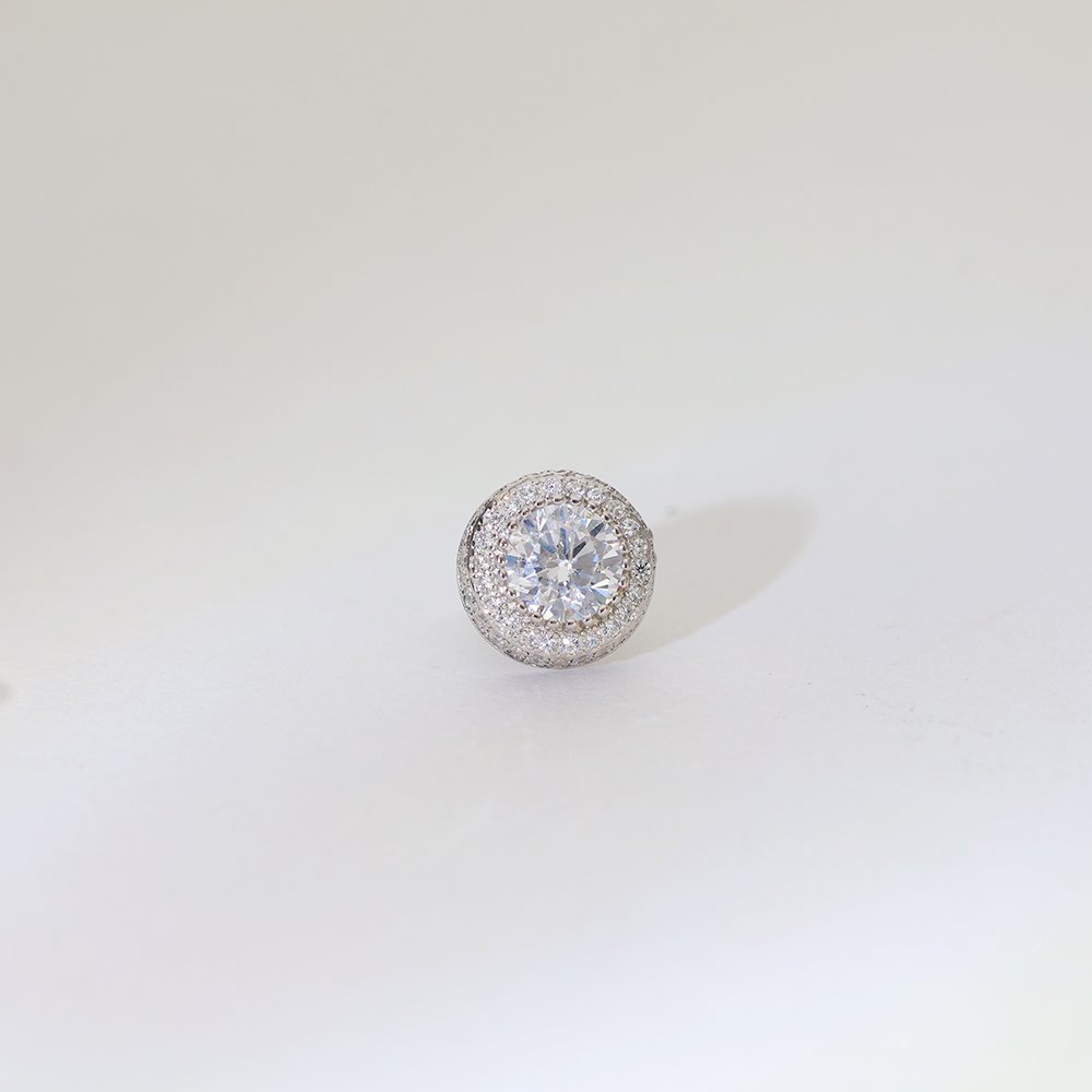 Royal Round Men Stud - Image 4