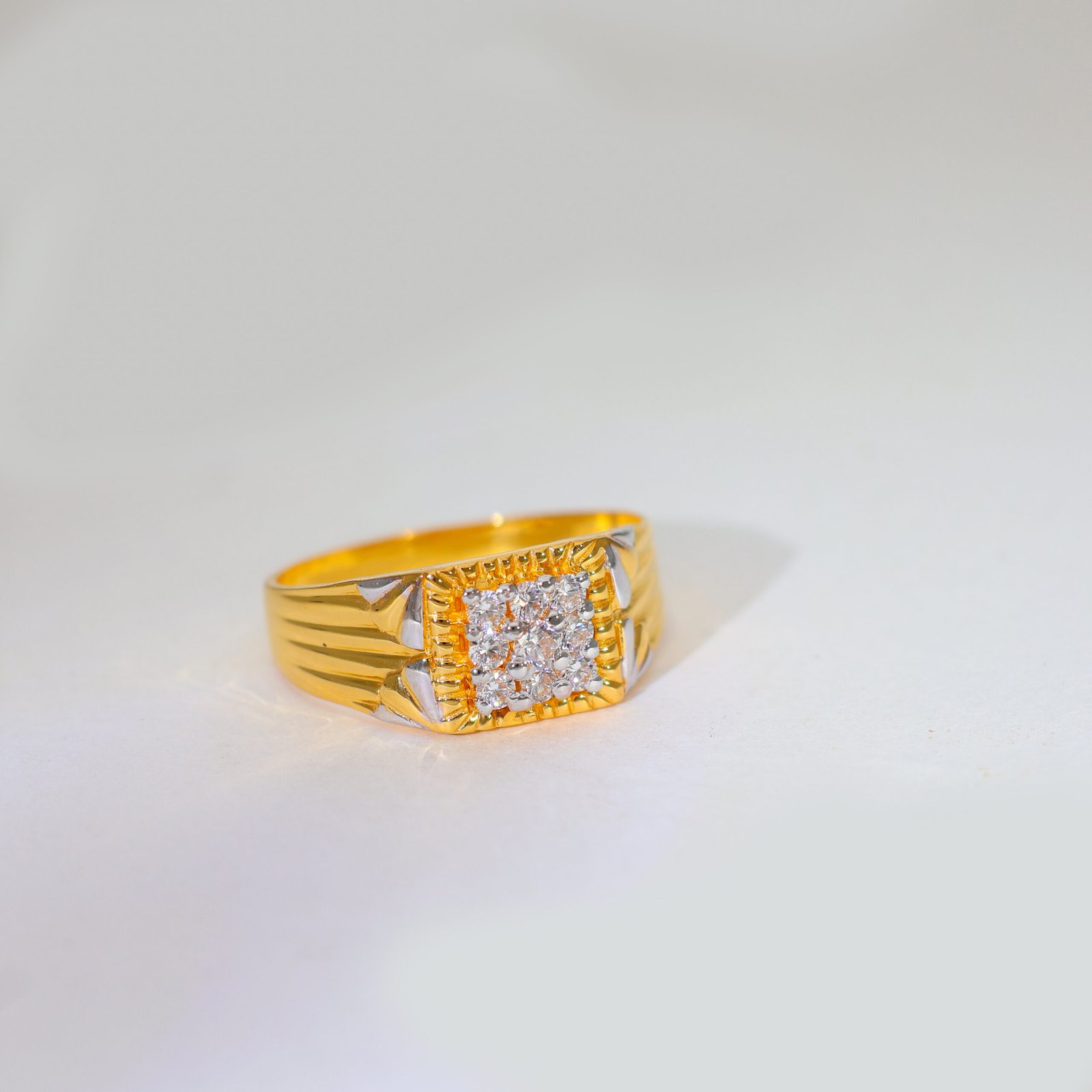 Diamond Crest Gold Gents Stone Ring - Image 2