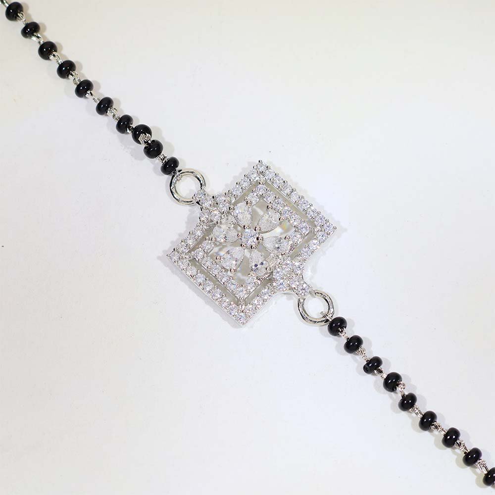 Square Spark Girlish Bracelet - Image 2