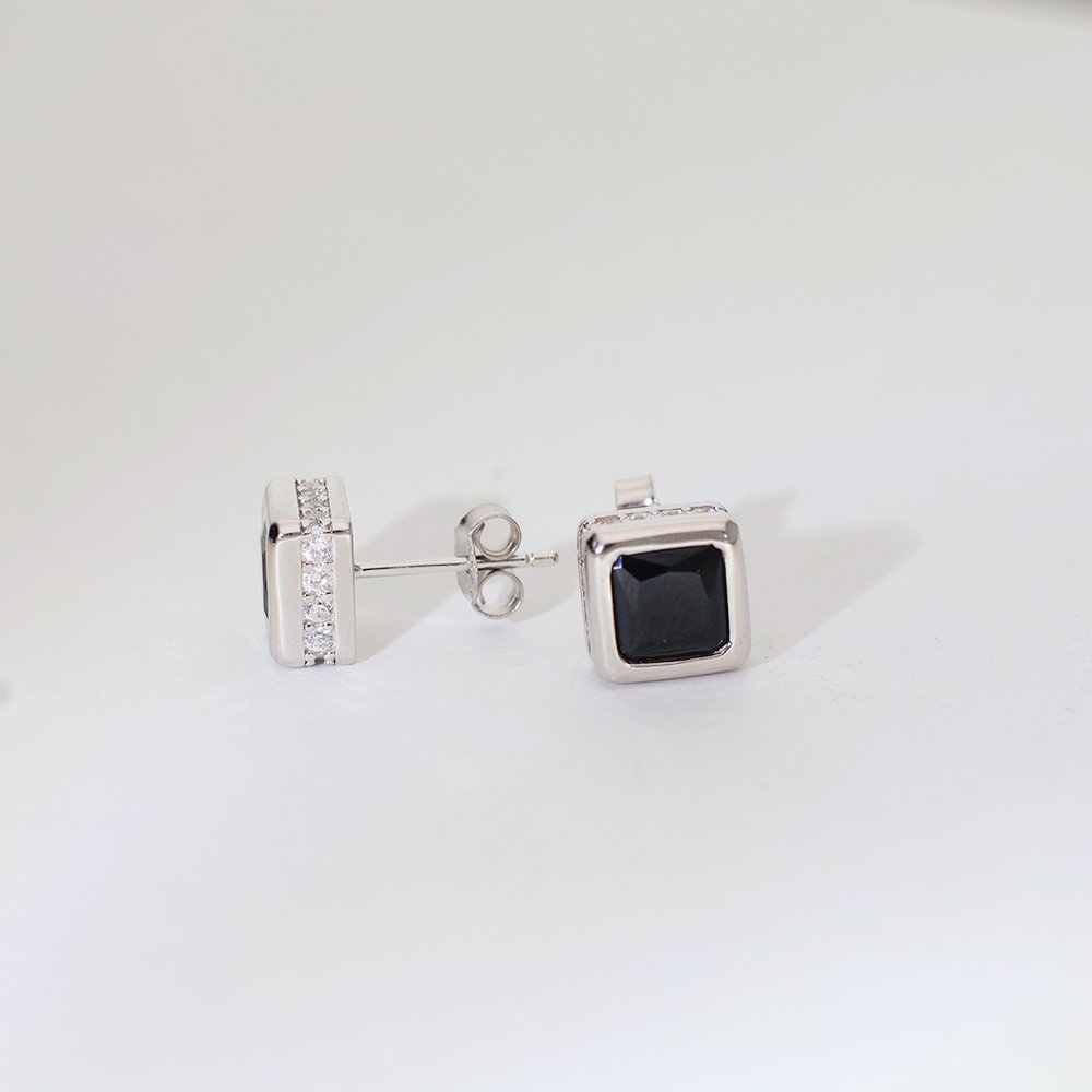 Black Frame Men Stud - Image 3