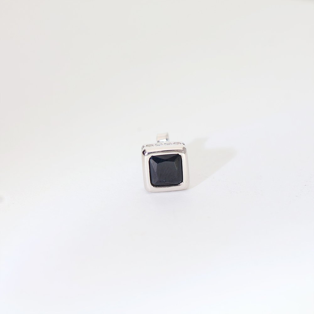 Black Frame Men Stud - Image 6