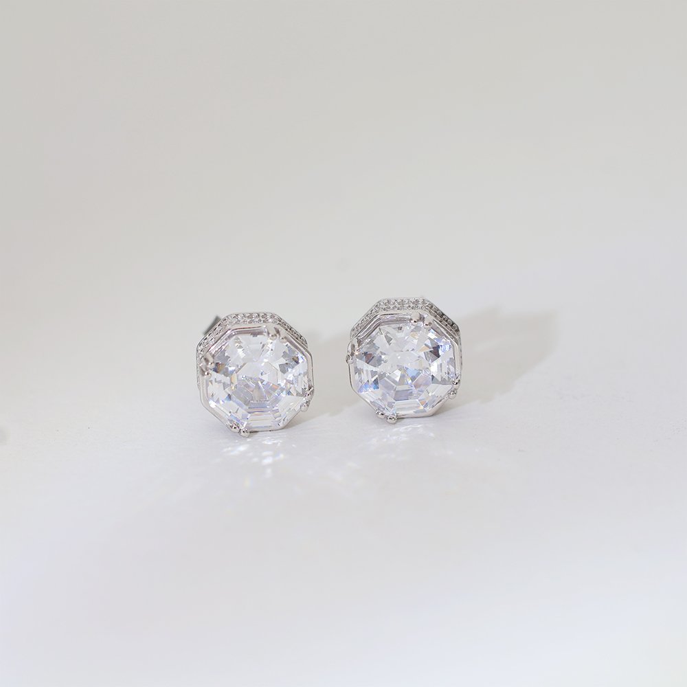 Crystal Edge Silver Men Stud - Image 2