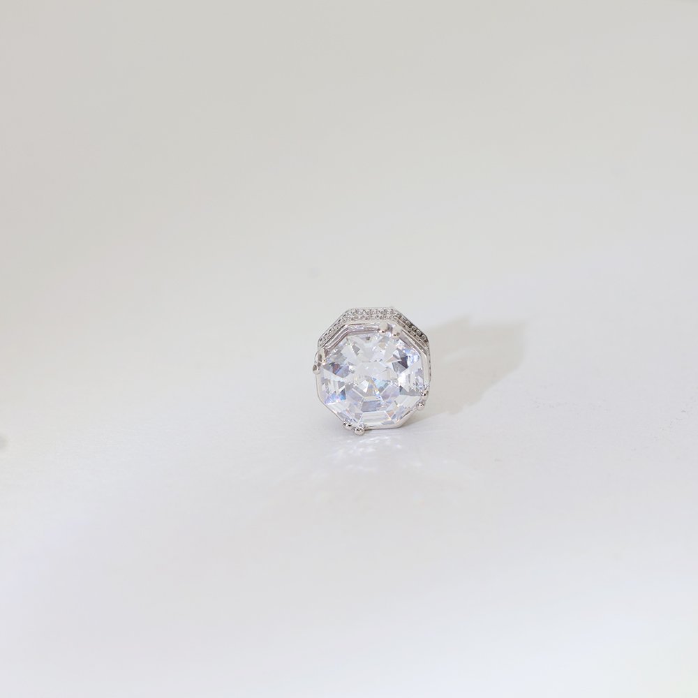 Crystal Edge Silver Men Stud - Image 4