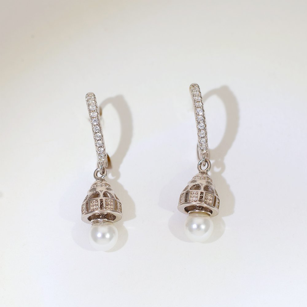Pearl Drop Earring - Image 10