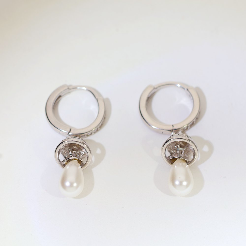 Pearl Drop Earring - Image 5