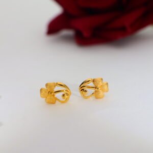 Petal Wave Gold Earrings