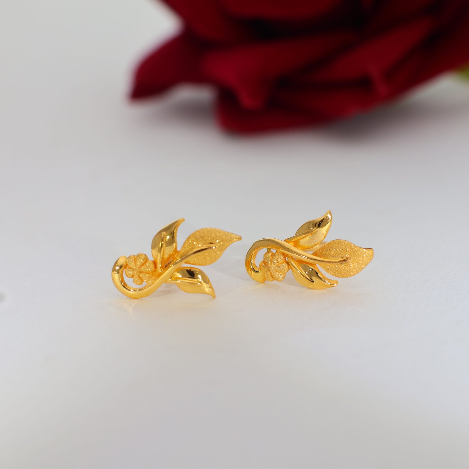 Floral Grace Gold Earrings