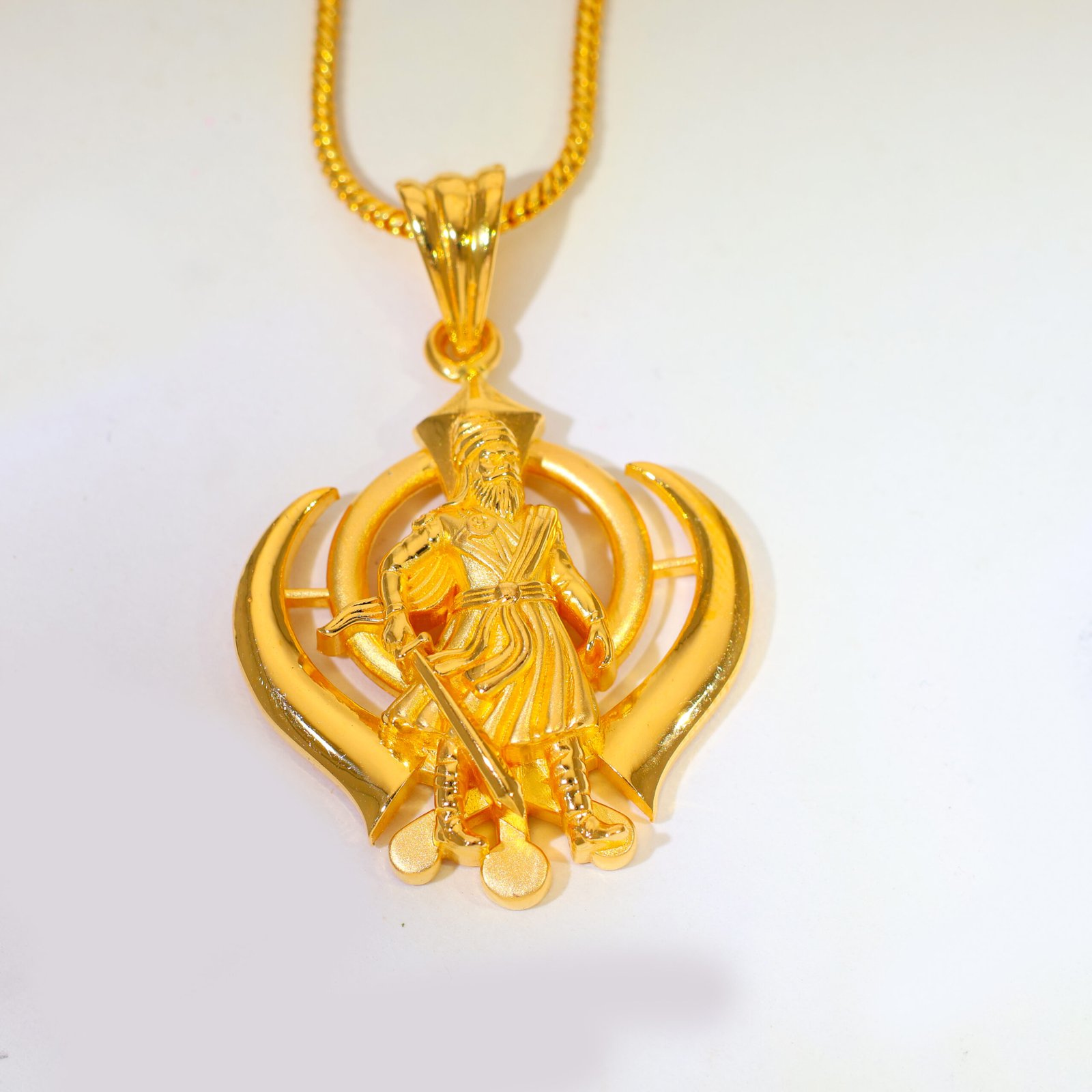 Singh Heritage Gold Gents Pendant - Image 2