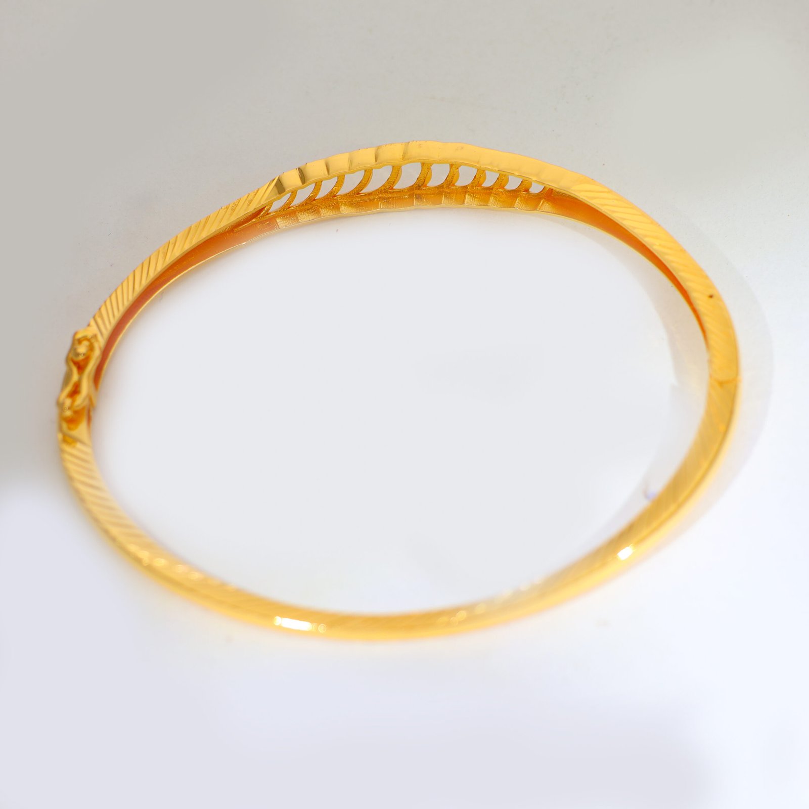 Harmony Curve Gold Ladies Kadha - Image 3