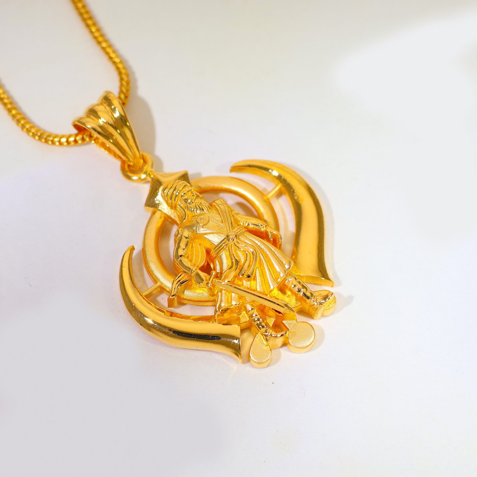 Singh Heritage Gold Gents Pendant