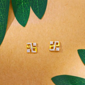 Floral Radiance Gold Stud Earrings