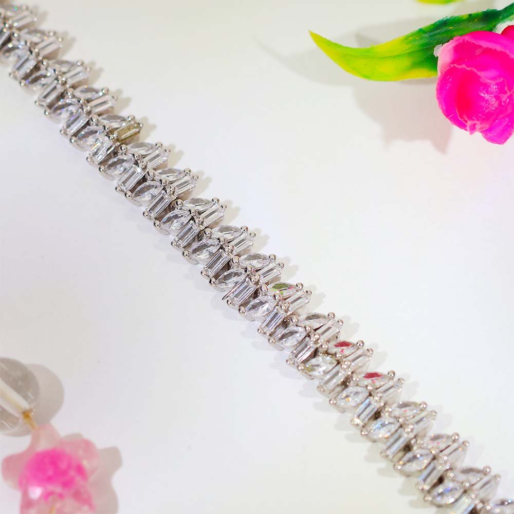 Crystal Leaf Solitaire Bracelet - Image 5