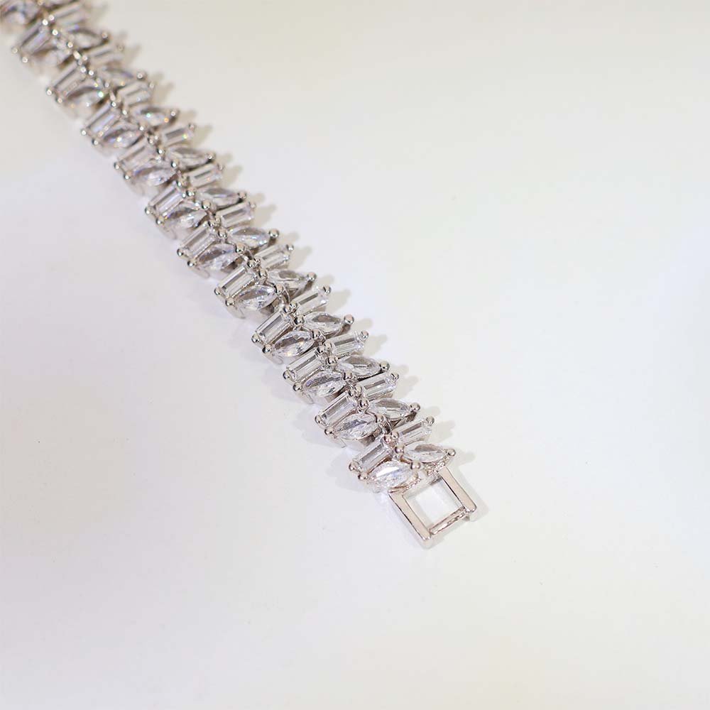 Crystal Leaf Solitaire Bracelet - Image 3