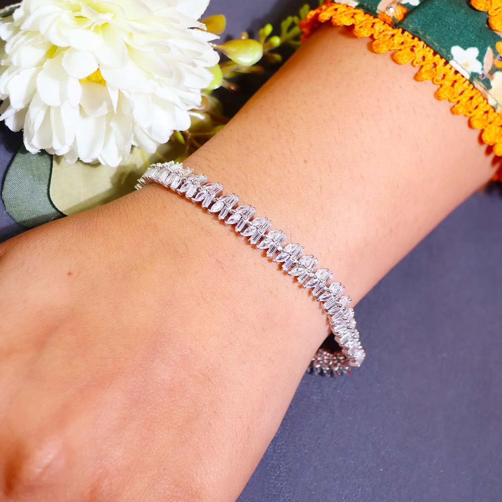 Crystal Leaf Solitaire Bracelet