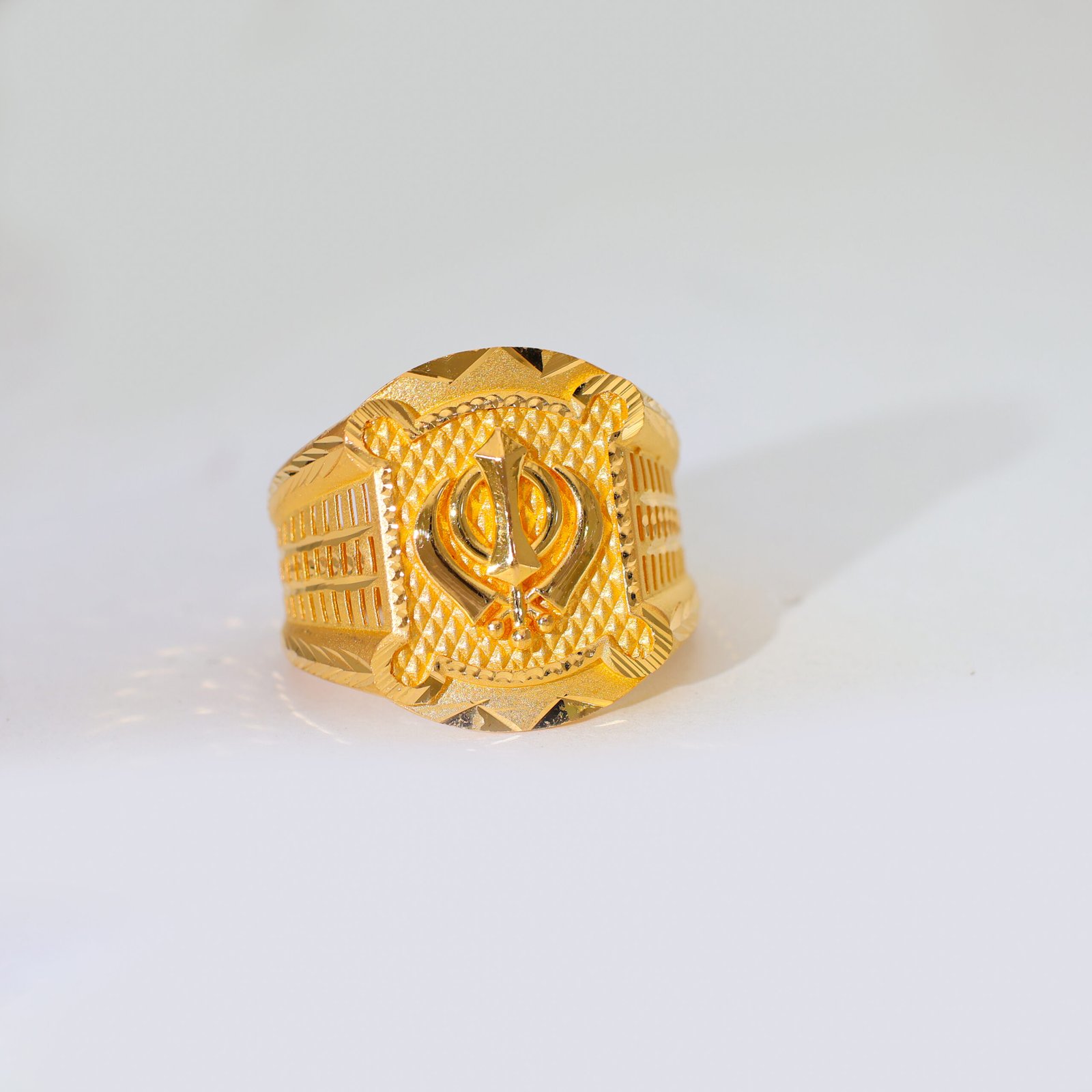 Khanda Heritage Gold Gents Ring - Image 2