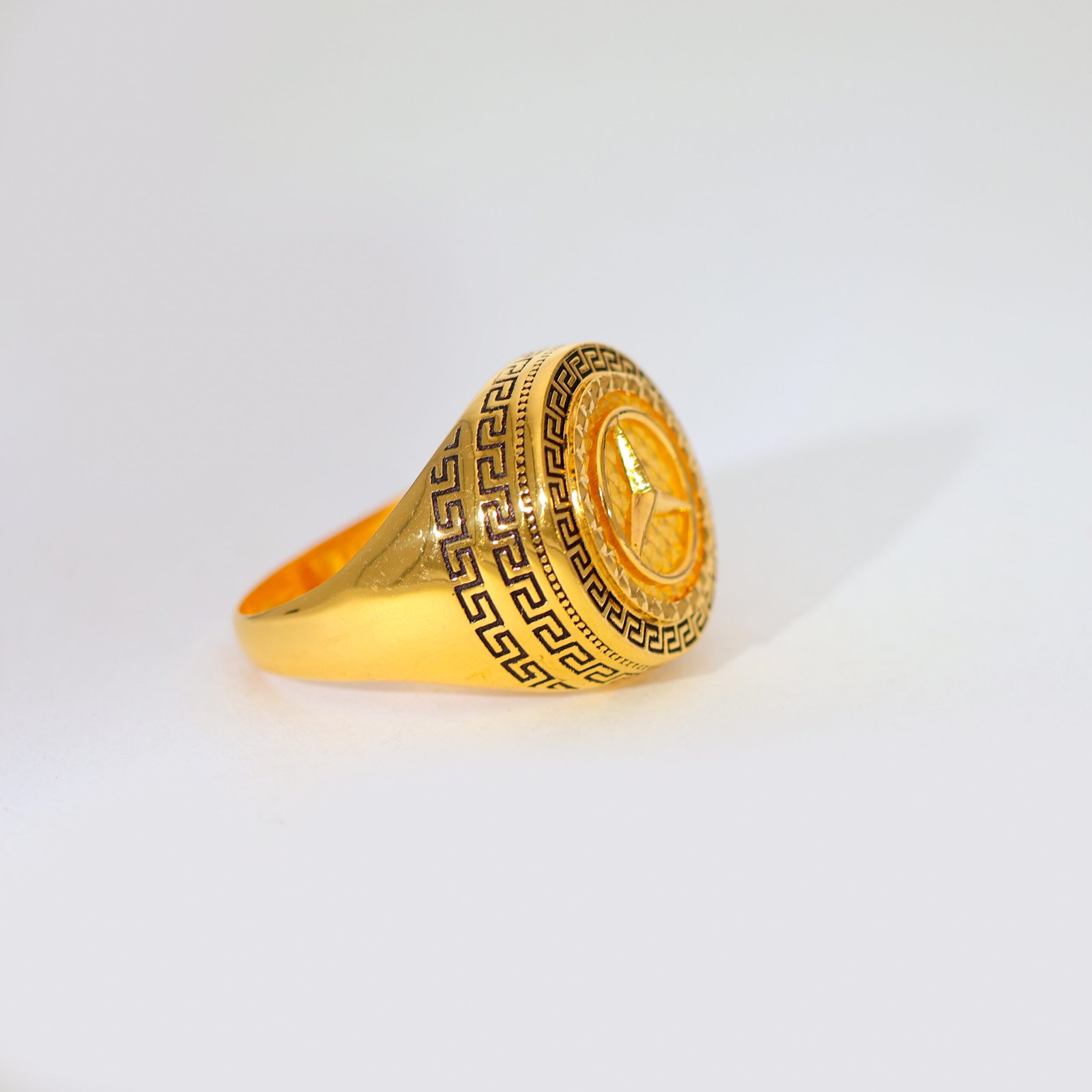 Star Drive Gold Gents Ring - Image 3