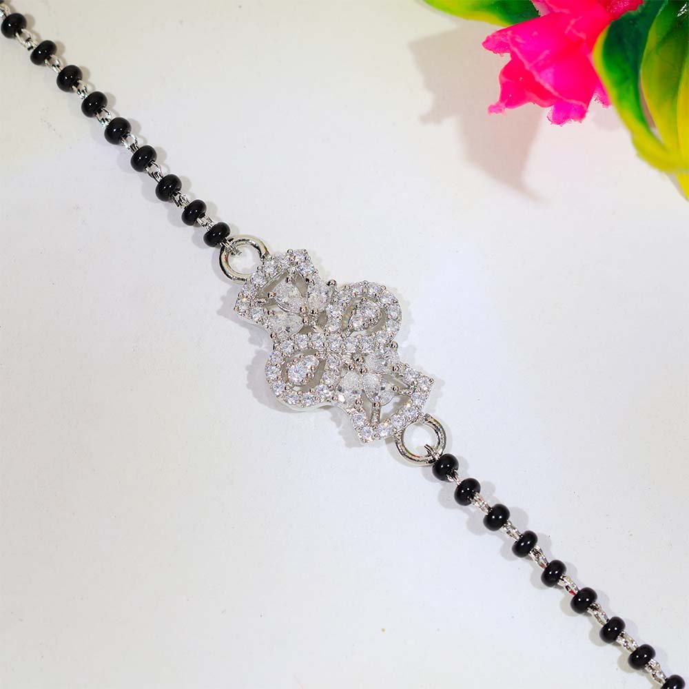 Diamond Flower Girlish Bracelet - Image 3