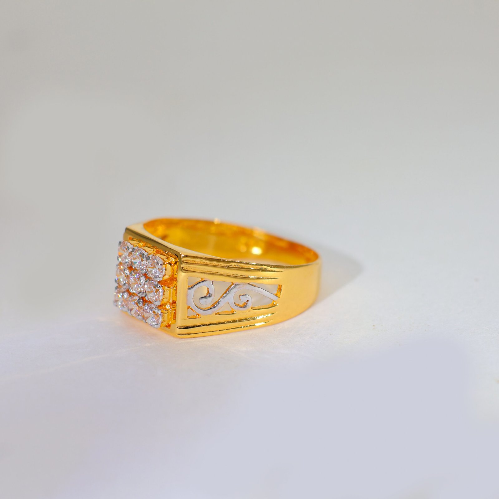 Prestige Square Gold Gents Stone Ring - Image 3