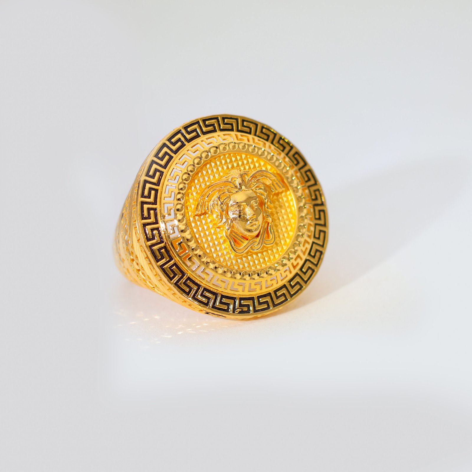 Victory Star Gold Gents Ring