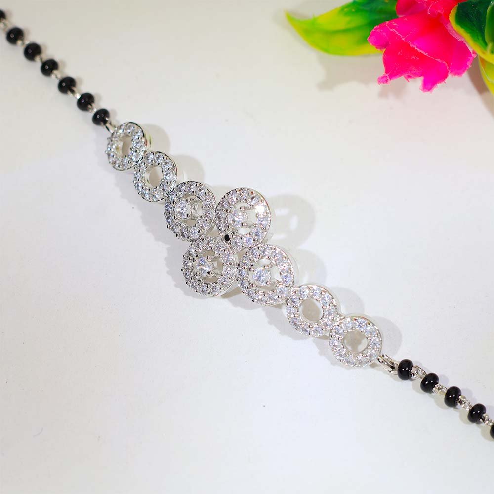 Circle Sparkle Girlish Bracelet - Image 3