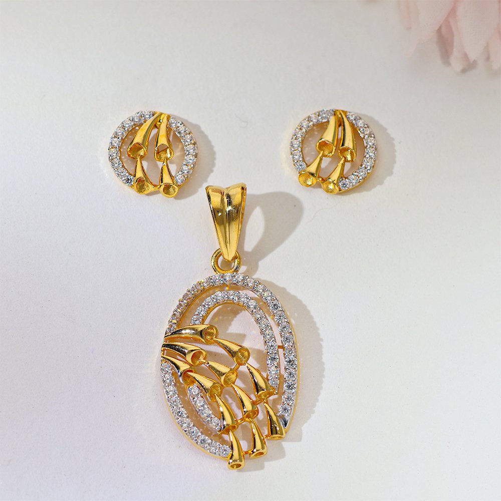 Twisted Grace Gold Pendant Set