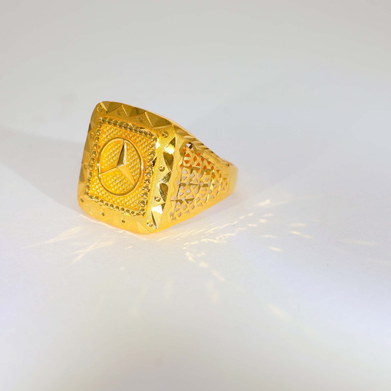 Imperial Square Gold Gents Ring - Image 3