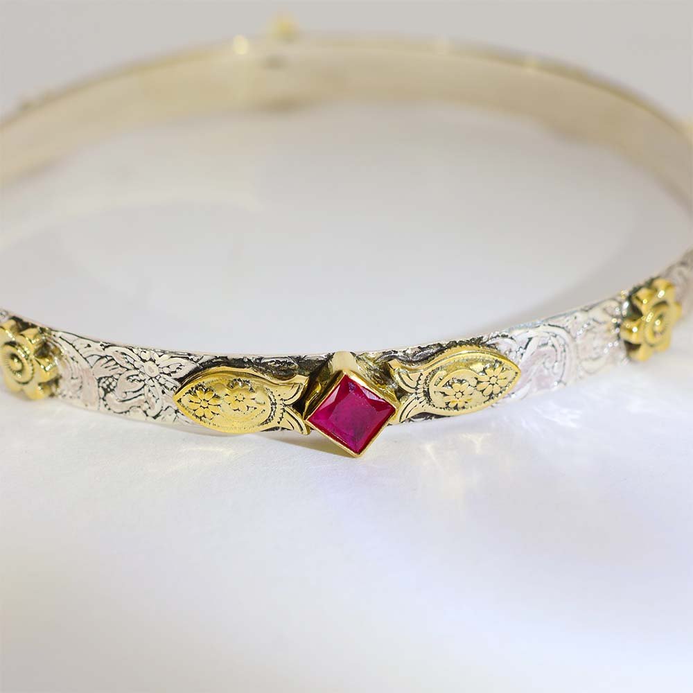 Royal Flower Silver Bangles - Image 4
