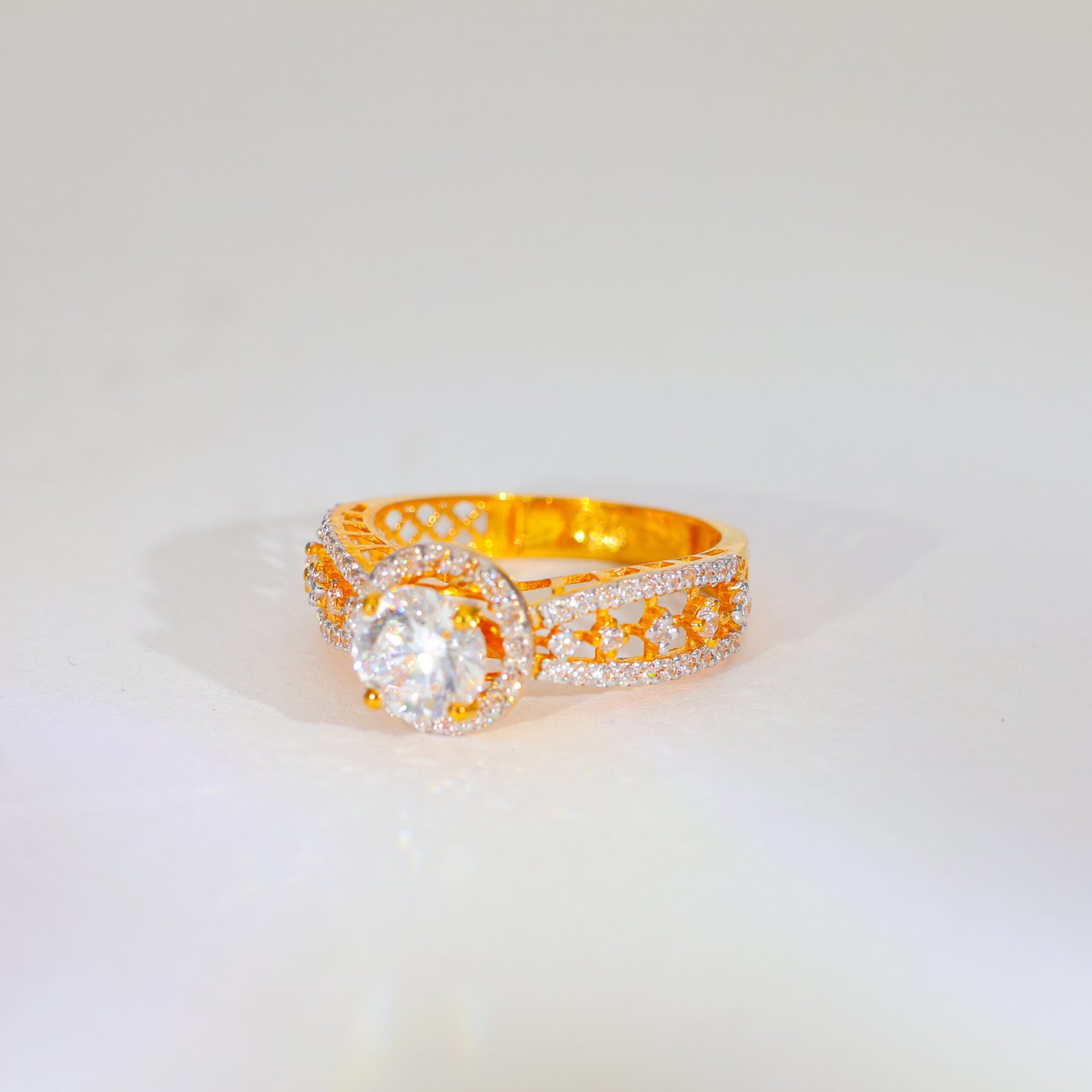 Royal Baguette Gold Ladies Stone Ring - Image 2