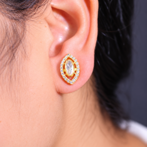 Leaf Glow Kundan Studs
